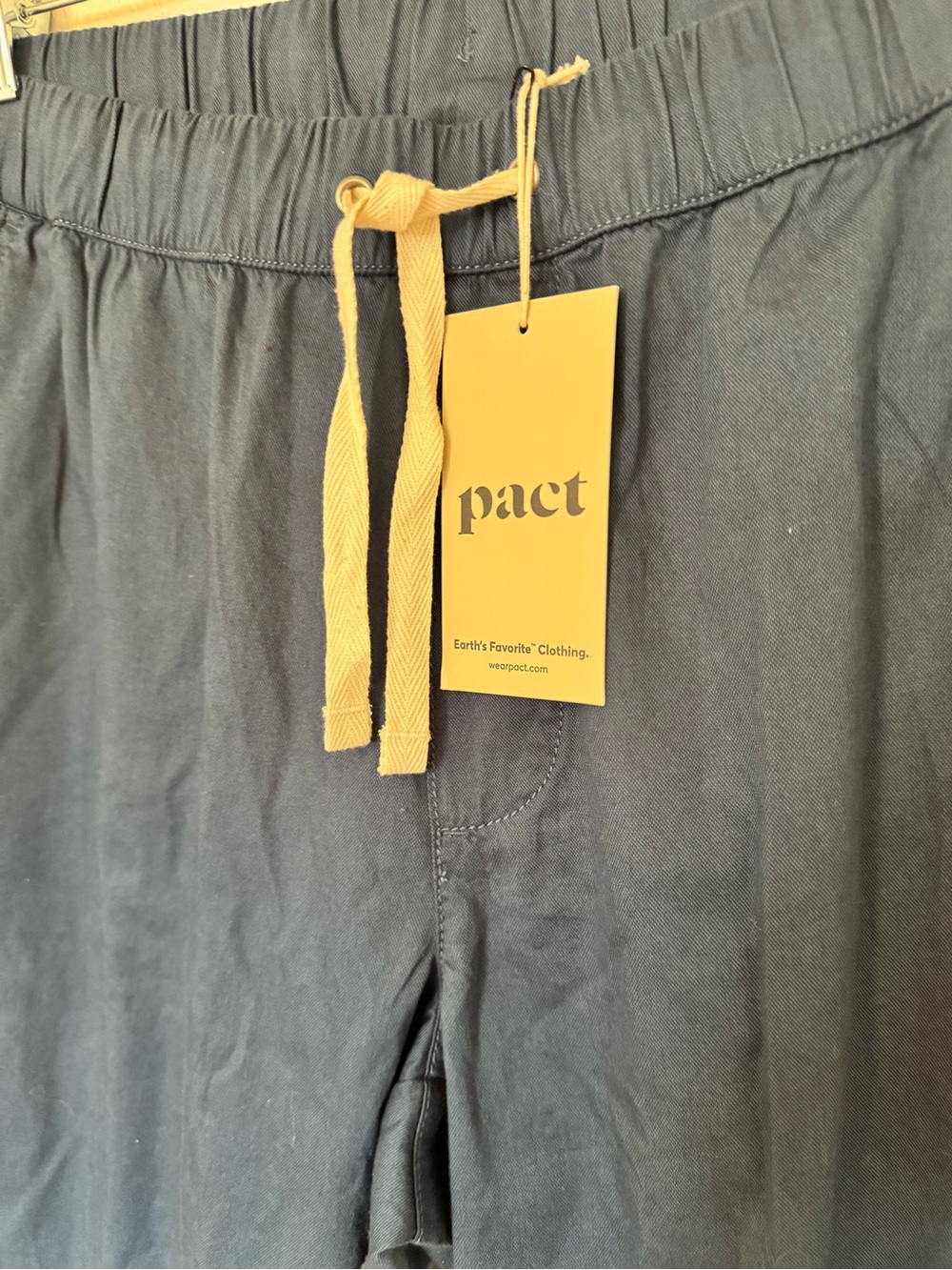 NEW Pact Organic Cotton Daily Twill Cropped Pants Blue Large NWT - Picture 6 of 9